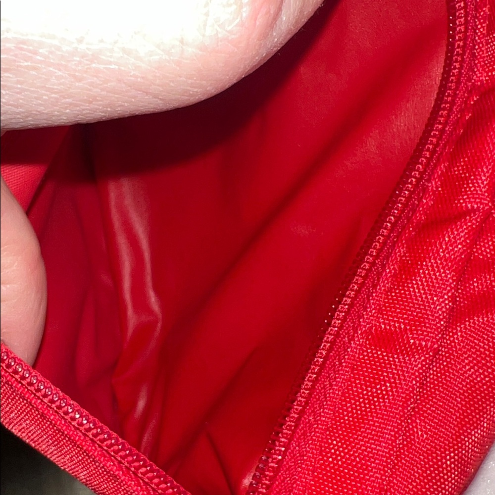 Women’s Red Crossbody Fanny Pack - Sleek Hands-Free Bag - Picture 7 of 8